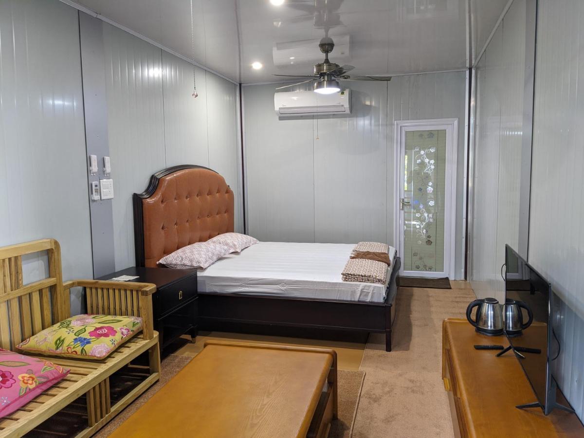 Private Rooms With International Airport View Nueva Delhi Exterior foto